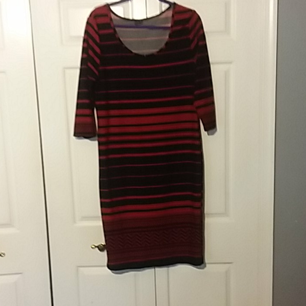 A beautiful red and black dress SZ 2X
